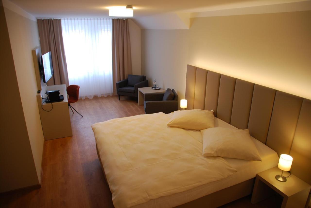 Walldorf Suites Boutique Hotel Exterior foto